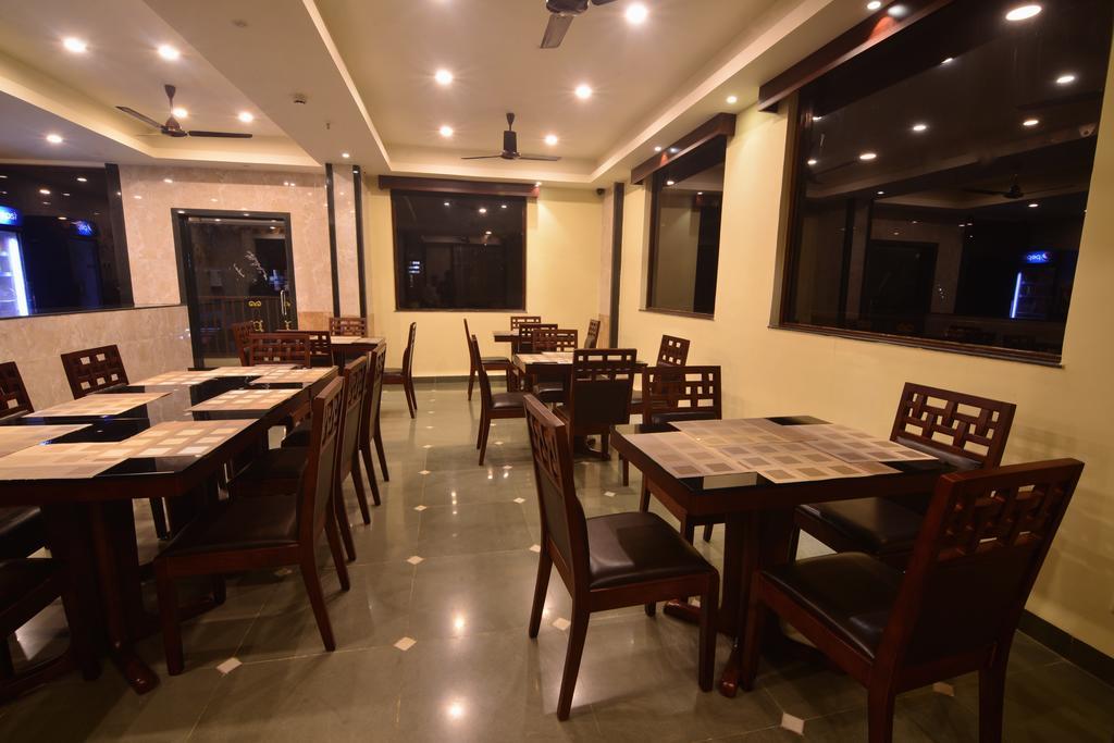 Seasons Hotel & Spa Madgaon Luaran gambar