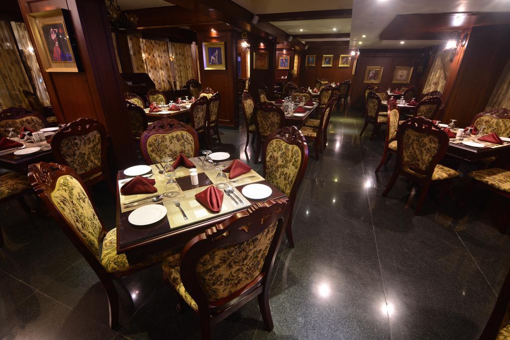 Seasons Hotel & Spa Madgaon Luaran gambar
