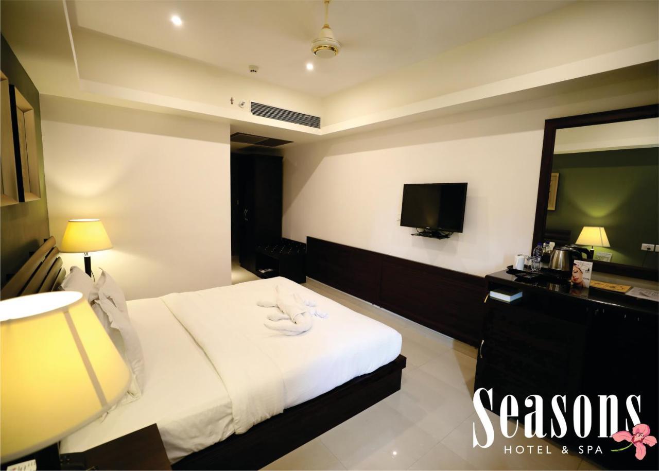 Seasons Hotel & Spa Madgaon Luaran gambar